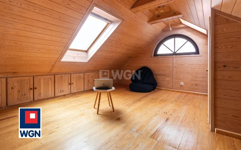 Dom na  sprzedaż Szczecin - Przestronny dom 260m2 | 8 pokoi | garaż | taras | Szczecin Żelechowa