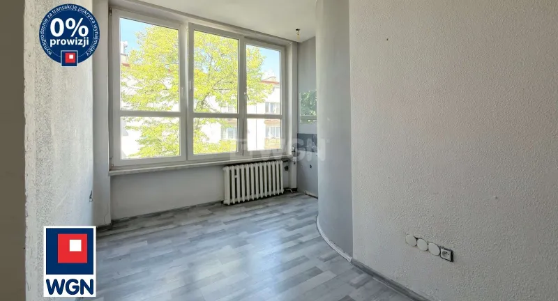 Lokal usługowy na  wynajem Łaziska Górne - Lokal użytkowy 34,80 m2 na wynajem - Łaziska Górne, ul. Mickiewicza 2A.