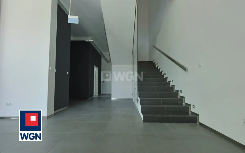 Obiekt handlowy na  wynajem Warszawa - Budynek komercyjny PREMIUM